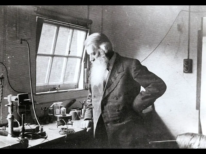 Joseph Swan